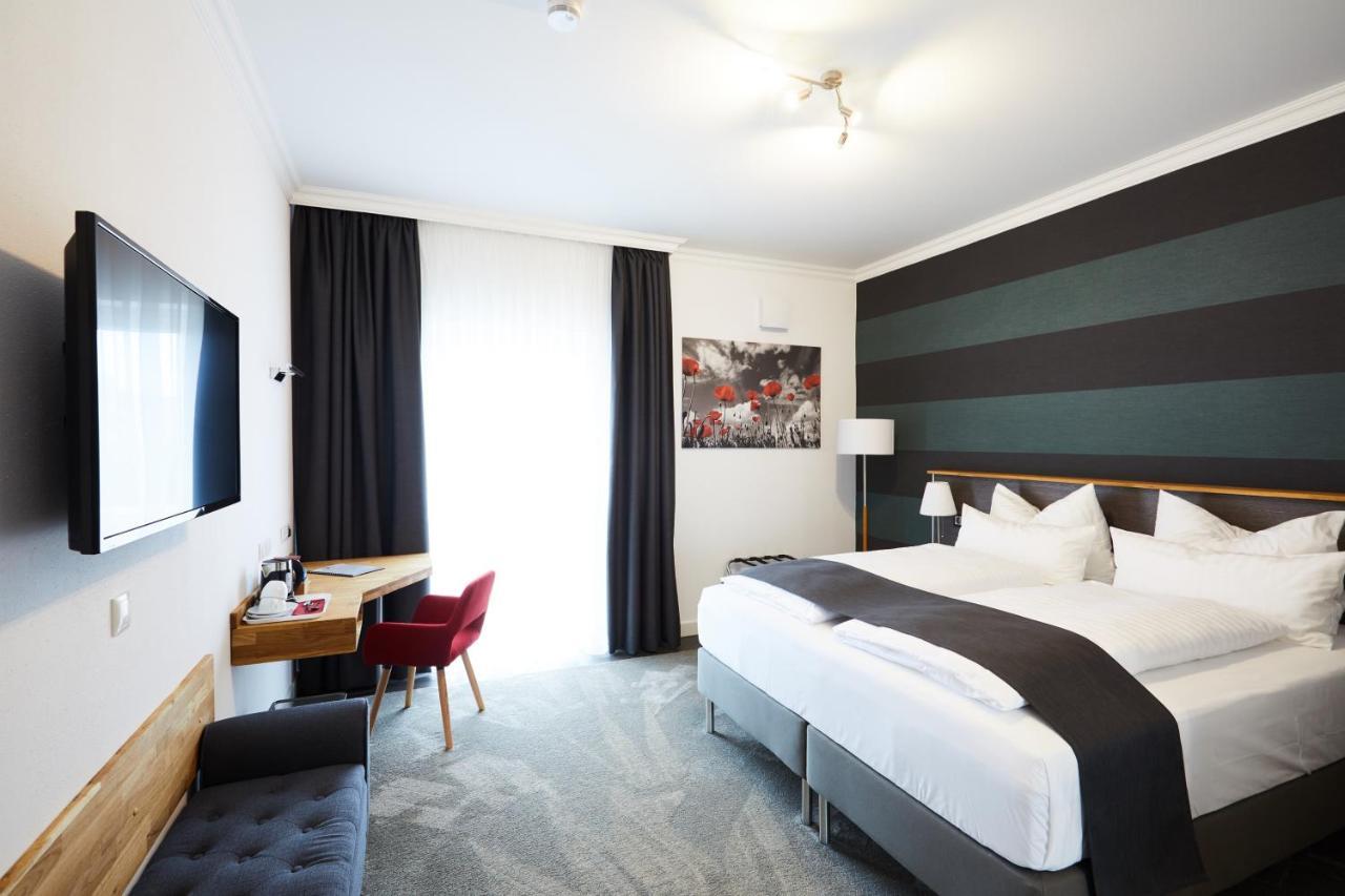 Hotel Garni Am Schloss Kottenheim Екстериор снимка